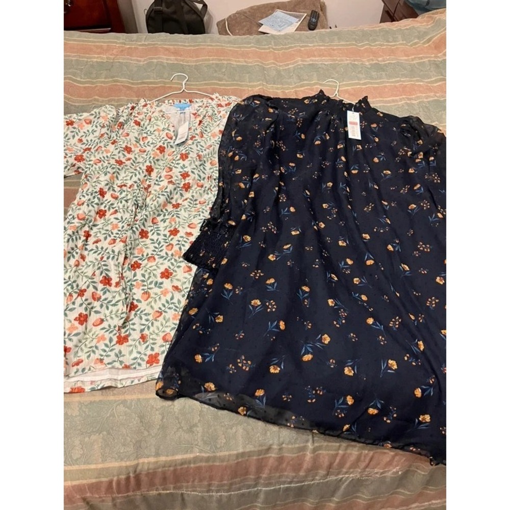 Lot of (2) Draper James Xl NWT Summer Dresses Floral Strawberry Beach Vacation - Picture 2 of 14